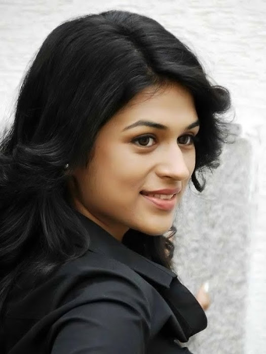 shraddha das unseen pics